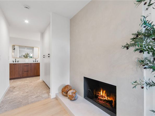 19321 Manor Point Circle, Huntington Beach CA 92648