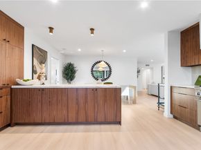 19321 Manor Point Circle, Huntington Beach CA 92648