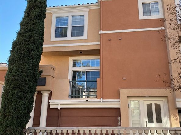 20 Arese Aisle, Irvine CA 92606