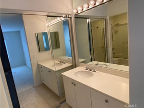 20 Arese Aisle, Irvine CA 92606