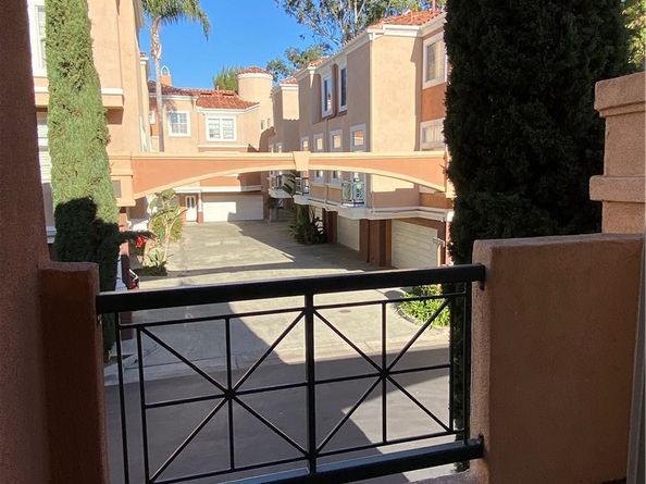 20 Arese Aisle, Irvine CA 92606