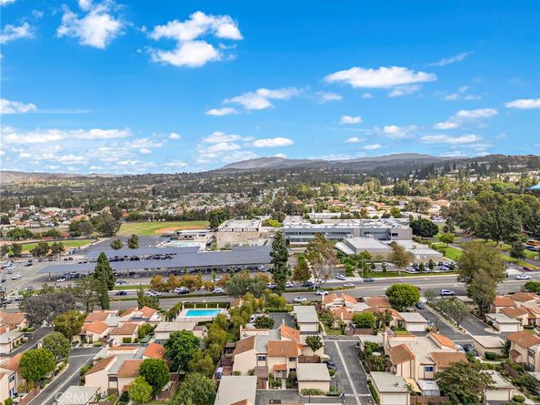 230 S Plaza De Domingos, Anaheim Hills CA 92807