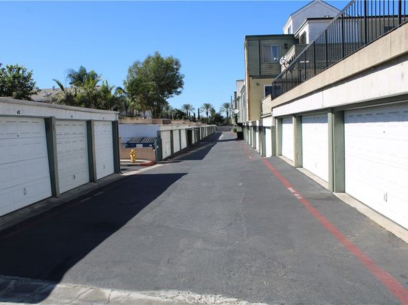 635 N Bristol, Santa Ana CA 92703