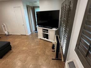 635 N Bristol, Santa Ana CA 92703