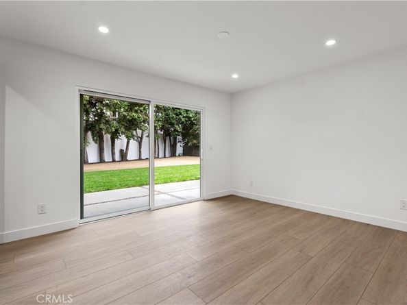 2055 Calvert Avenue, Costa Mesa CA 92626