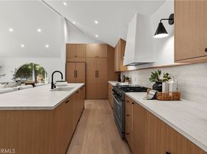 2055 Calvert Avenue, Costa Mesa CA 92626