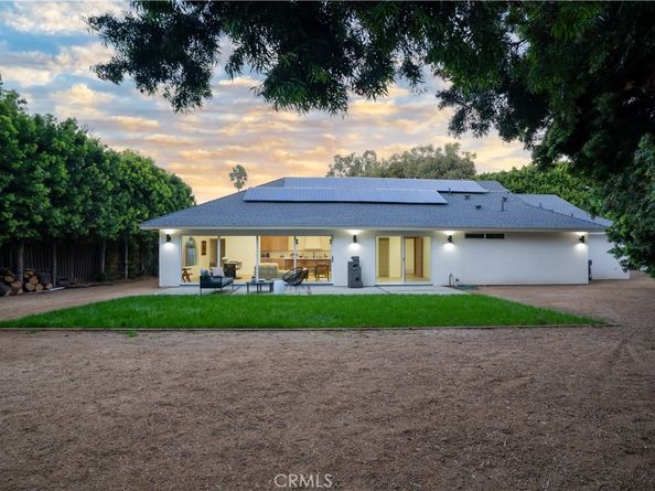 2055 Calvert Avenue, Costa Mesa CA 92626