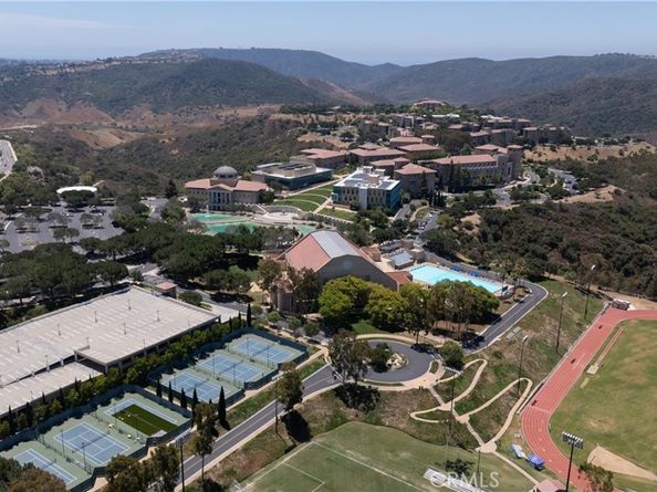 8 Diamant Way, Aliso Viejo CA 92656