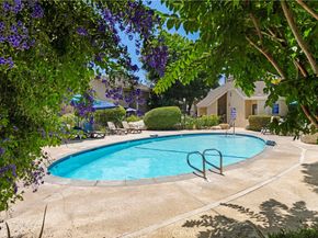 90 Lakepines 5B, Irvine CA 92620