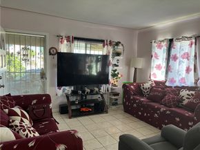 1010 E Stockton, Compton CA 90221