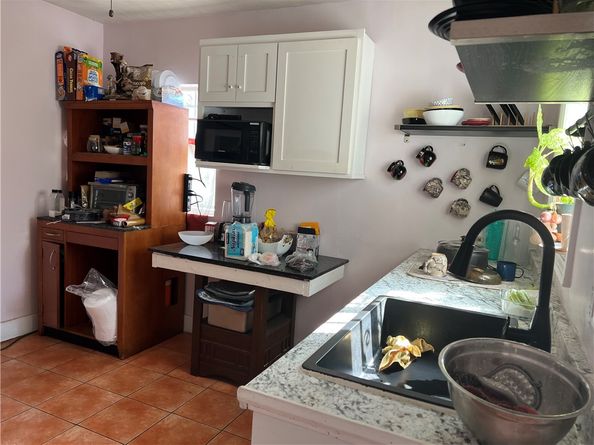 1010 E Stockton, Compton CA 90221