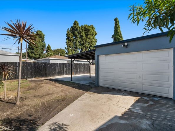 11204 Alvaro, Los Angeles CA 90059