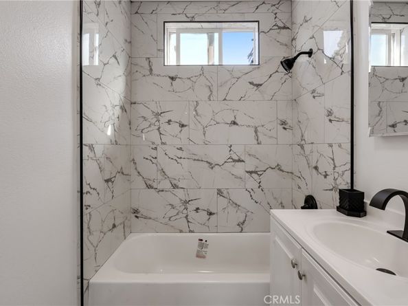 11204 Alvaro, Los Angeles CA 90059