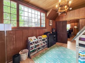 2544 Hermosa, Montrose CA 91020