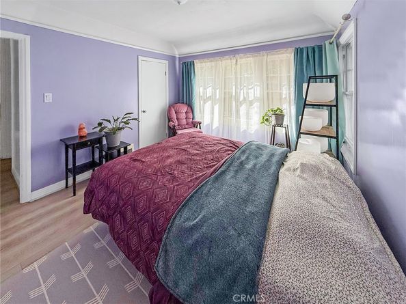 2544 Hermosa, Montrose CA 91020