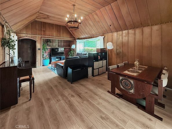 2544 Hermosa, Montrose CA 91020