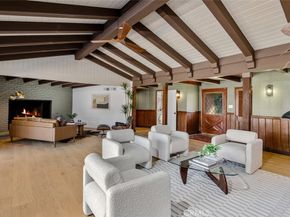 1430 La Perla Avenue, Long Beach CA 90815