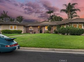 1430 La Perla Avenue, Long Beach CA 90815