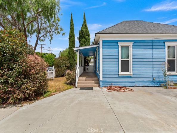 16412 Bixler Avenue, Paramount CA 90723