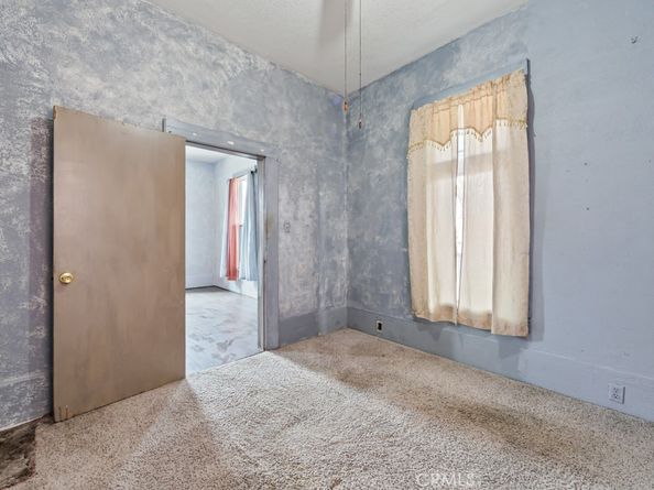 16412 Bixler Avenue, Paramount CA 90723