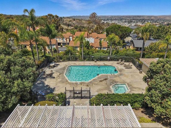 712 Buena Tierra Way 176, Oceanside CA 92057