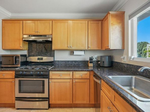 712 Buena Tierra Way 176, Oceanside CA 92057