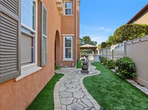1105 Breakaway, Oceanside CA 92057
