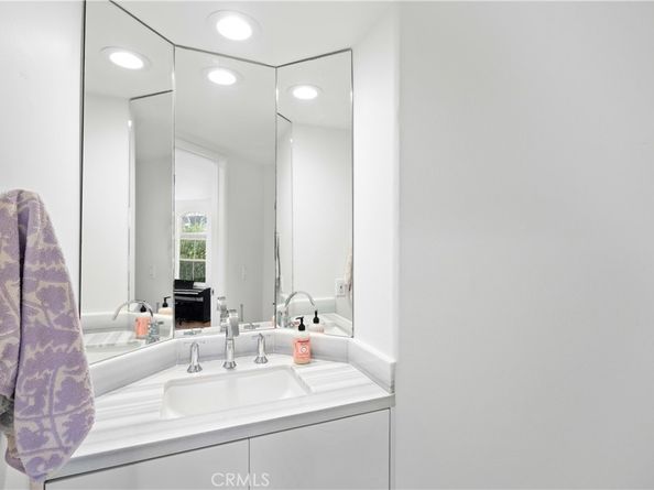 1733 Armacost Avenue 1, Los Angeles CA 90025