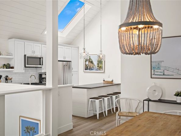207 40th Street 2, Newport Beach CA 92663
