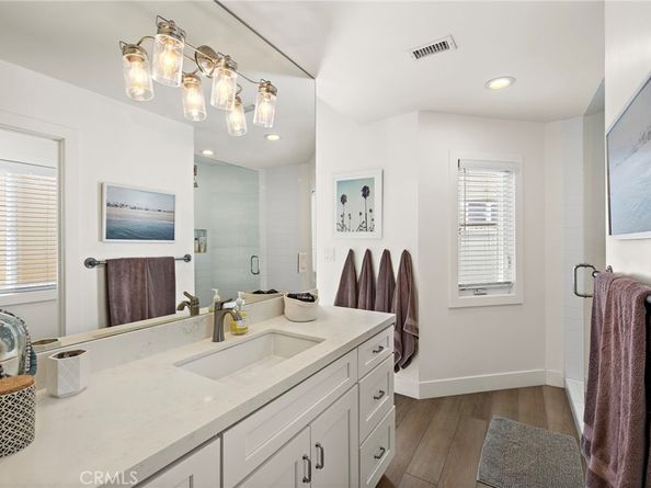 207 40th Street 2, Newport Beach CA 92663