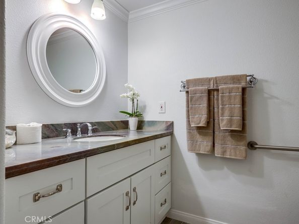 2879 Club House Rd, Costa Mesa CA 92626
