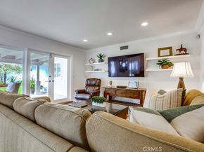 2879 Club House Rd, Costa Mesa CA 92626