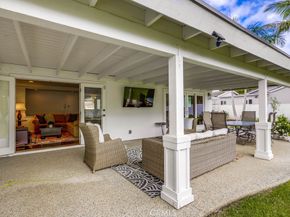 2879 Club House Rd, Costa Mesa CA 92626