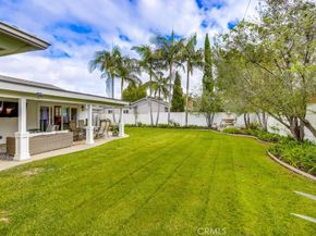2879 Club House Rd, Costa Mesa CA 92626