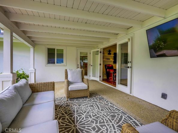 2879 Club House Rd, Costa Mesa CA 92626