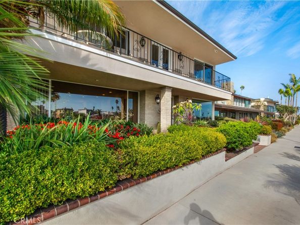 5585 E Corso Di Napoli, Long Beach CA 90803