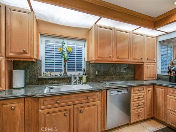 5585 E Corso Di Napoli, Long Beach CA 90803