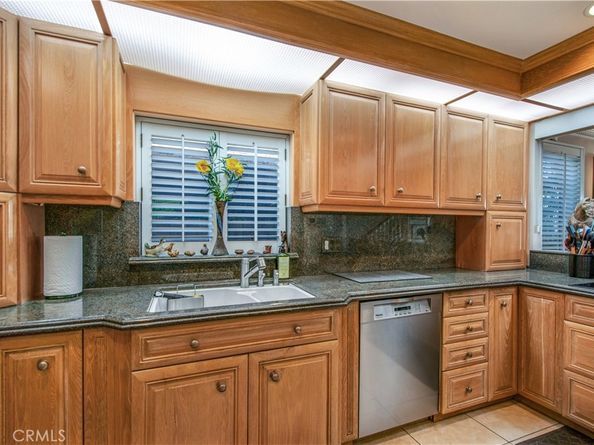 5585 E Corso Di Napoli, Long Beach CA 90803