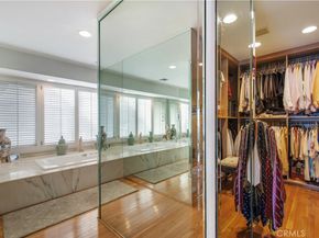 5585 E Corso Di Napoli, Long Beach CA 90803