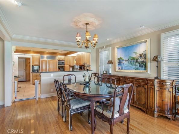 5585 E Corso Di Napoli, Long Beach CA 90803