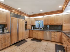 5585 E Corso Di Napoli, Long Beach CA 90803