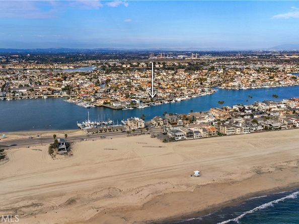 5585 E Corso Di Napoli, Long Beach CA 90803