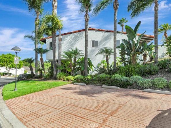 2000 Vista Cajon, Newport Beach CA 92660