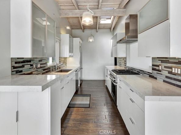 2000 Vista Cajon, Newport Beach CA 92660