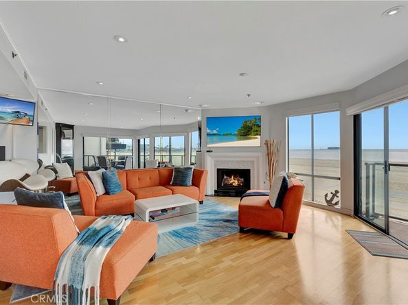 1230 E Ocean Boulevard 201, Long Beach CA 90802