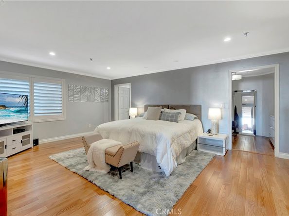 1230 E Ocean Boulevard 201, Long Beach CA 90802