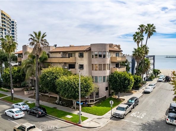 1230 E Ocean Boulevard 201, Long Beach CA 90802