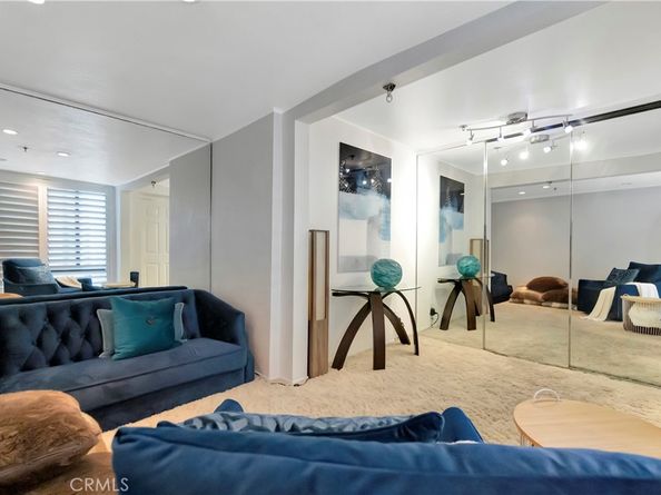 1230 E Ocean Boulevard 201, Long Beach CA 90802
