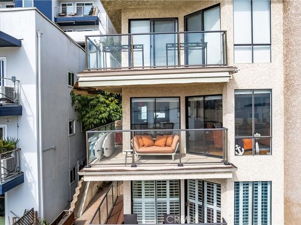 1230 E Ocean Boulevard 201, Long Beach CA 90802