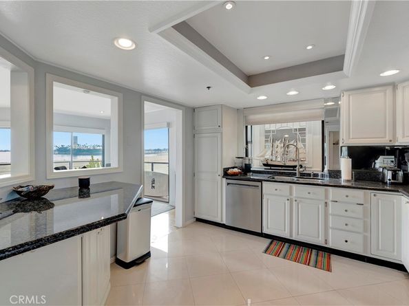 1230 E Ocean Boulevard 201, Long Beach CA 90802
